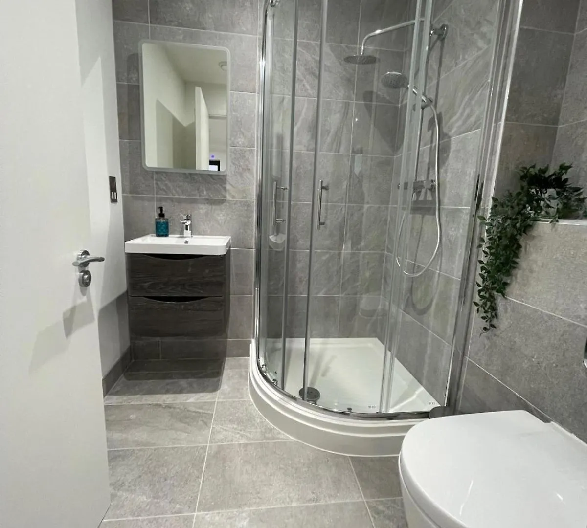 Gorgeous - 2Br - City Centre Apt Белфаст Великобритания